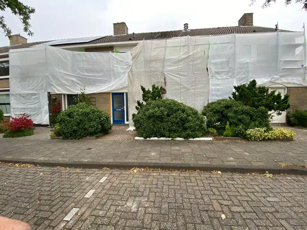 Gevelrenovatie meerdere woningen & bergingen ’s-Gravenzande